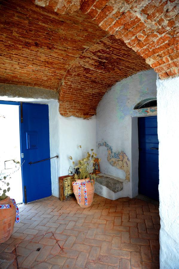 B&B Corte San Lussorio Oliena Esterno foto